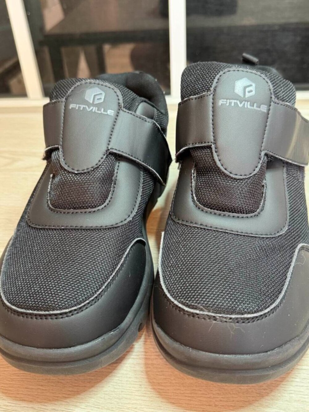 FitVille Black Velcro Sneakers Size 10EW